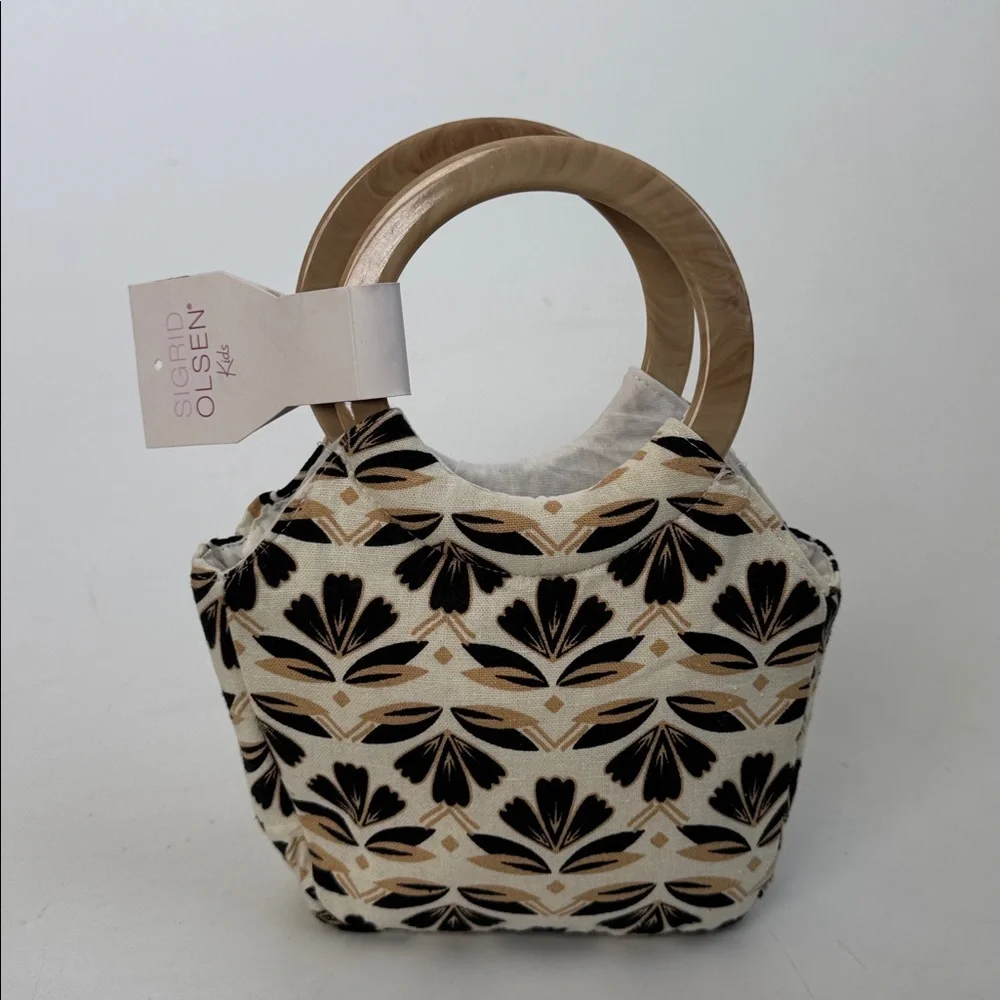NWT Sigrid Olsen Kids Mini Purse in Black and Tan Floral Motif 5.5”H x 6”W